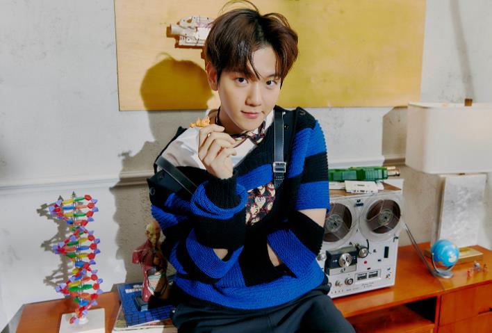 BAEKHYUN将于今晚7点进行直播，与全球歌迷进行愉快的线上见面！