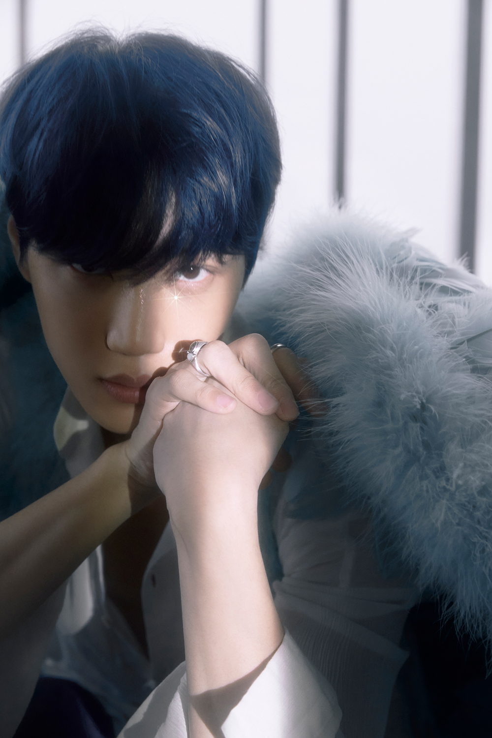 EXO成员KAI新迷你专辑《Rover》蕴含坦率直白的魅力，引发期待！