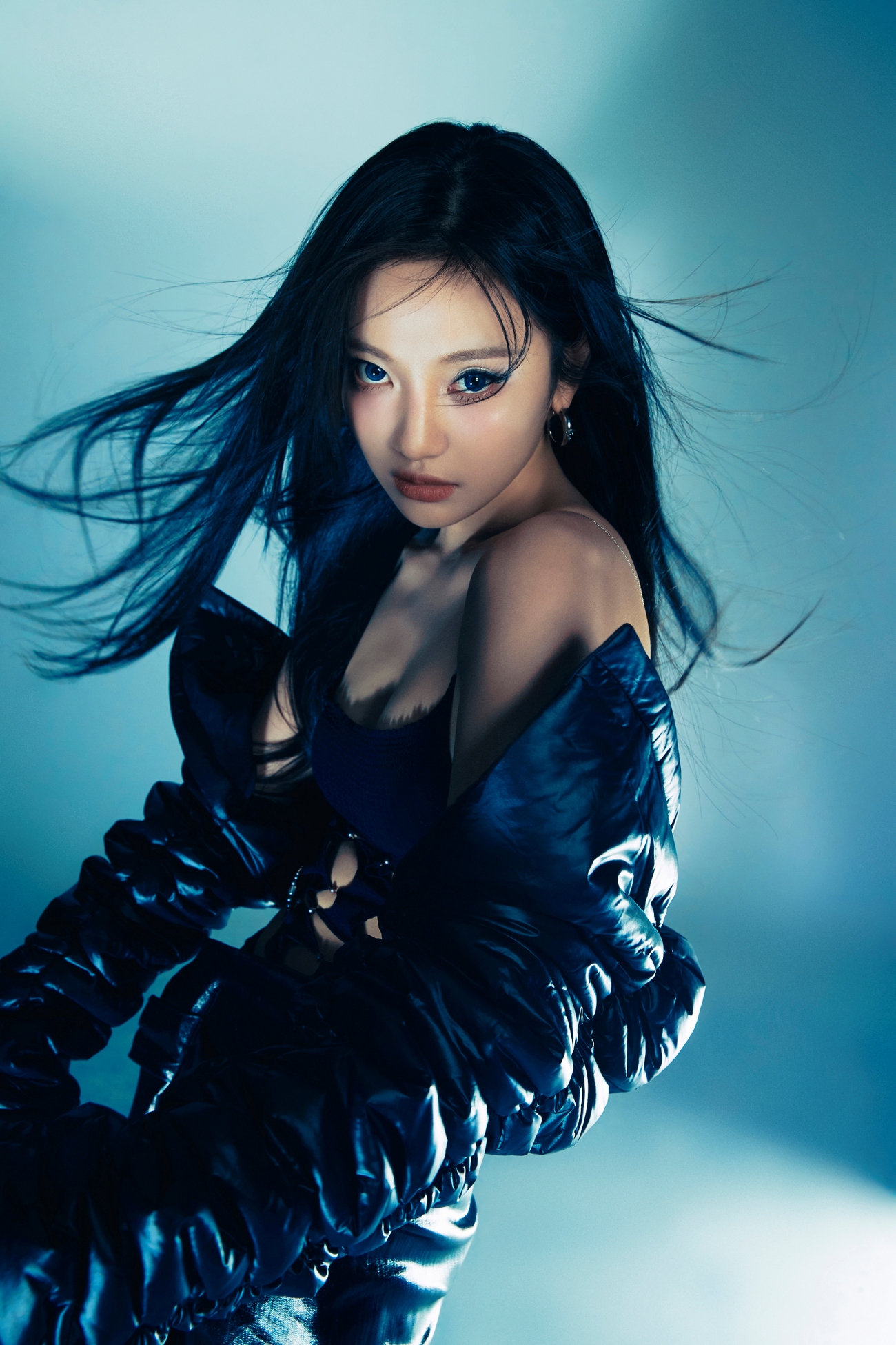 aespa以新迷你专辑主打曲《Drama》展现超凡魅力，NINGNING预告视频及预告照公开，吸引视线！